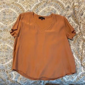 V cut Top